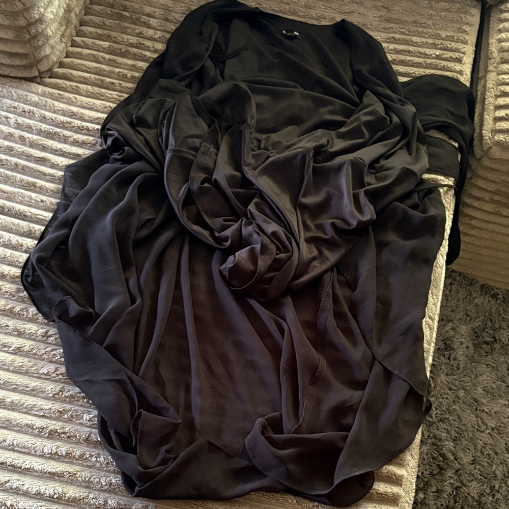 Express Black Women's Intimate Robe - Picture 4 of 4